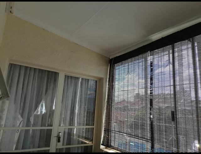 3 BEDROOM TOWNHOUSE FOR SALE IN WELKOM CENTRAL